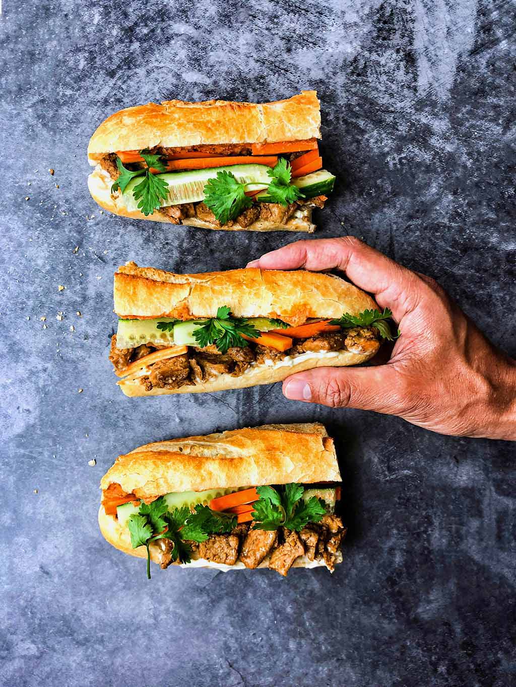 Vegan bánh mì Peas Maker